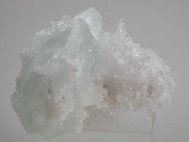 Fluorit, Hübnerit auf Quarz Peru (SOLD) 